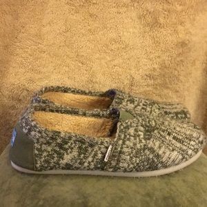 Toms Fur Lined Knit Slip-Ons Size 9